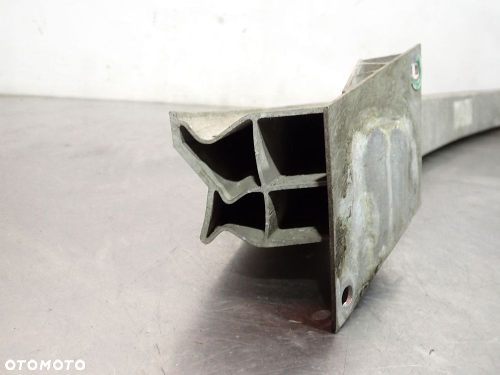 BELKA POD ZDERZAK TYLNY AUDI A3 8P - 9