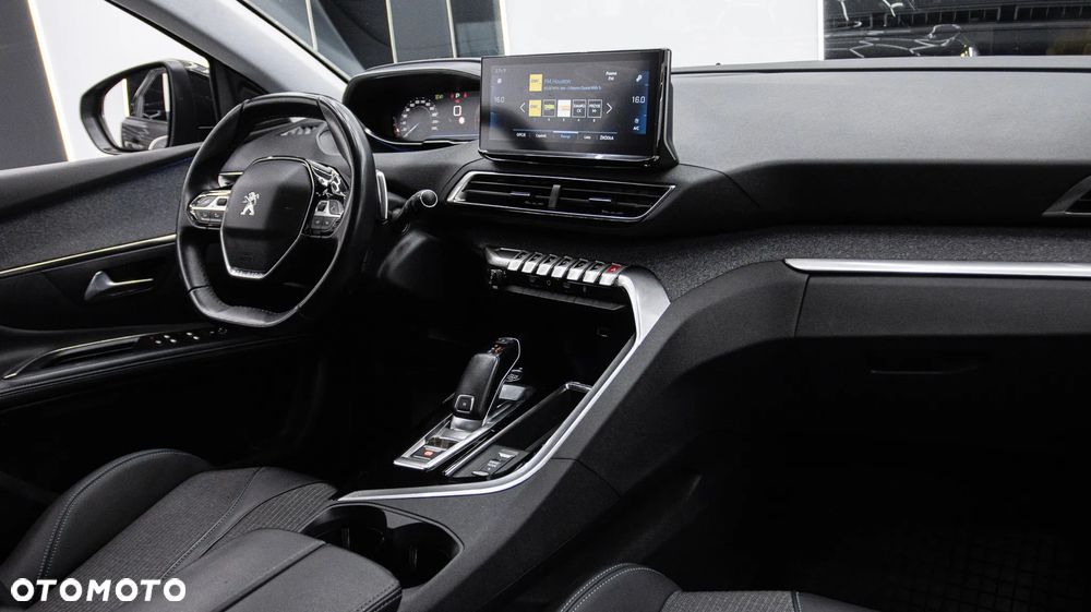 Peugeot 5008 2.0 BlueHDi Allure S&S EAT8 - 18