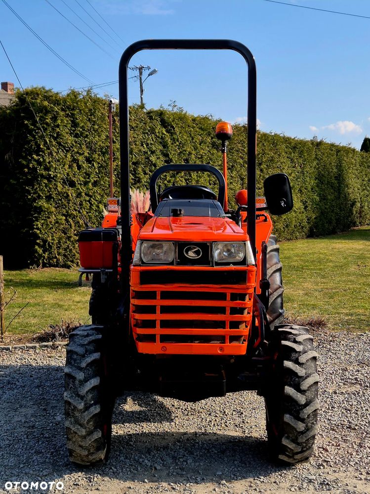 Kubota L3000DT - 4