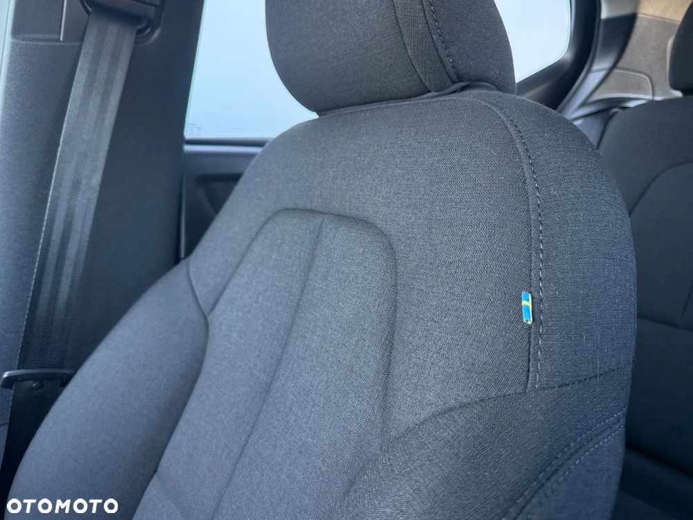 Volvo XC 40 T2 Momentum Core - 38