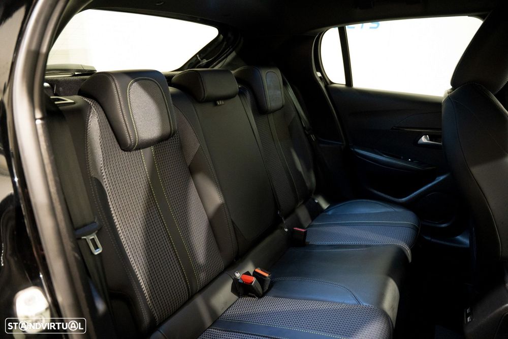 Peugeot e-208 50 kWh GT Line - 13