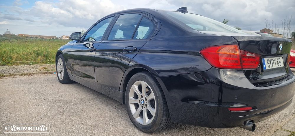 BMW 320 d Blue Performance Modern Line - 4
