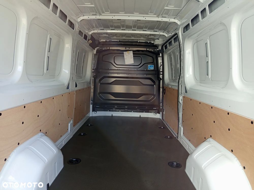 Renault Master FWD EXTRA 3,5T L3H2 2.0 dCi 130 - 19