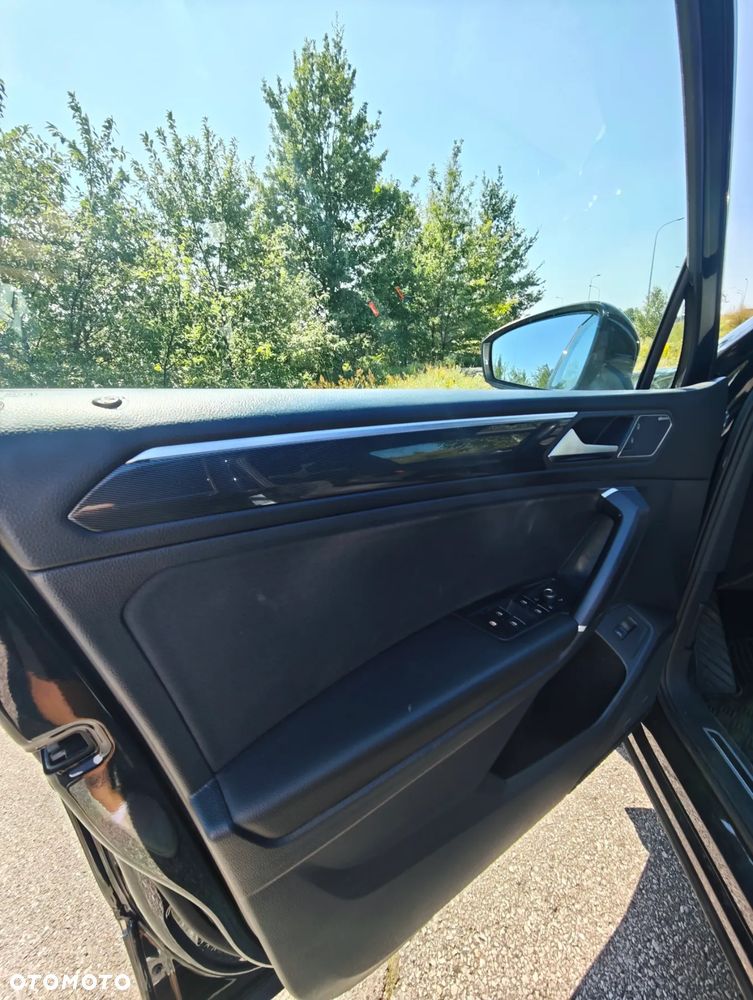 Volkswagen Tiguan Allspace 2.0 TDI R-Line DSG - 14