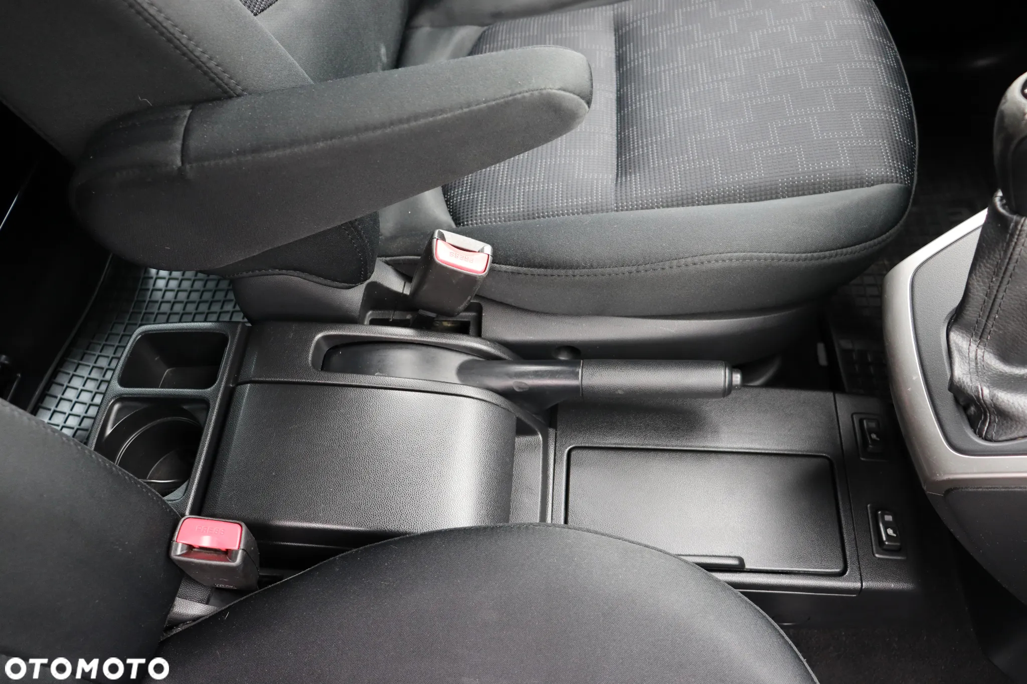 Mazda 5 1.8 Exclusive - 27
