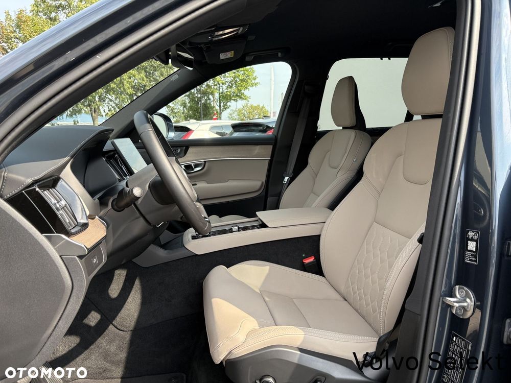 Volvo XC 90 - 10