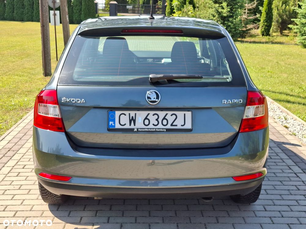 Skoda RAPID 1.4 TDI DSG Clever - 9