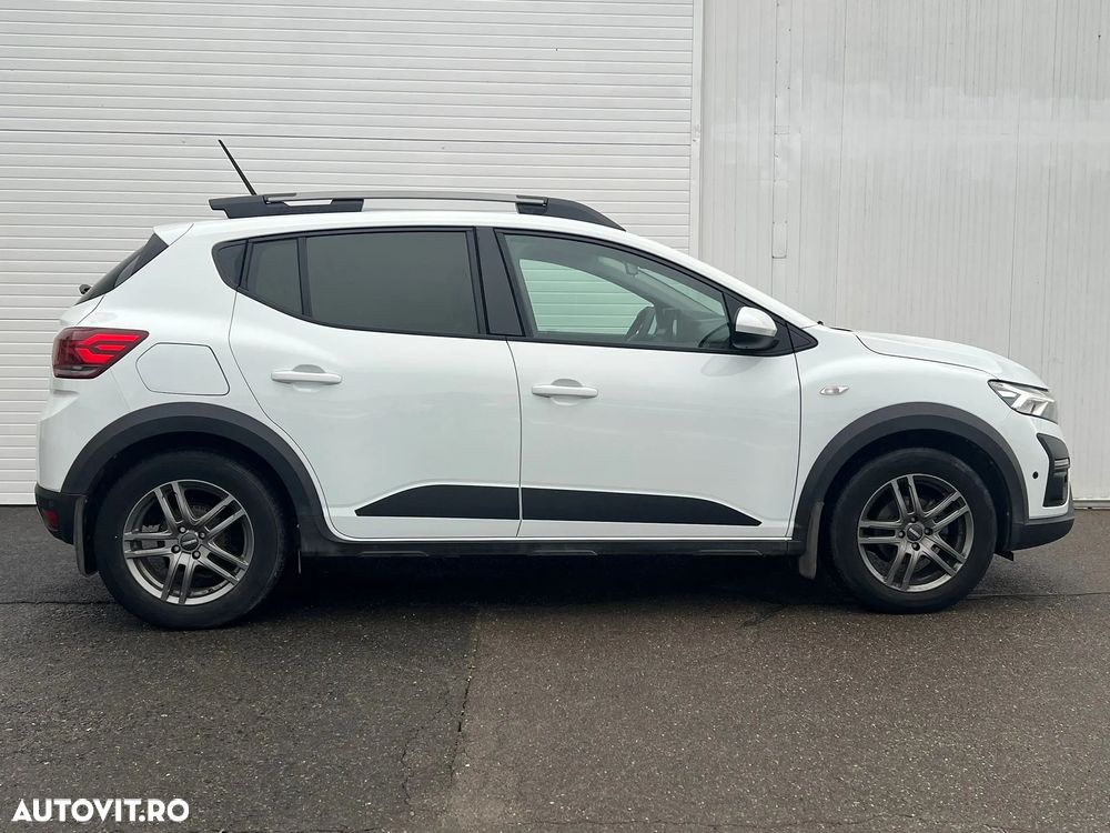 Dacia Sandero Stepway TCe 90 MT6 Comfort - 4