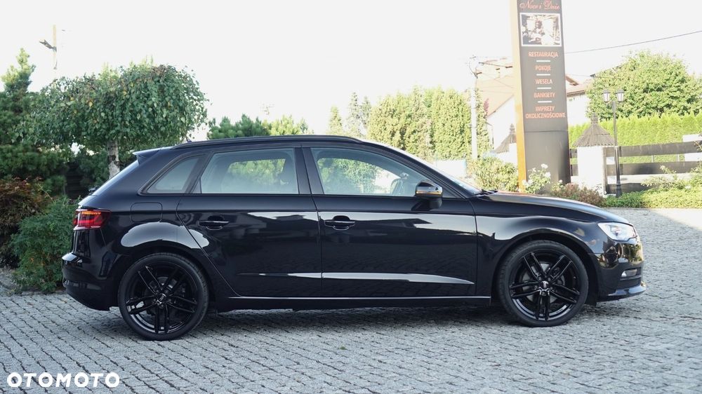 Audi A3 Sportback - 16