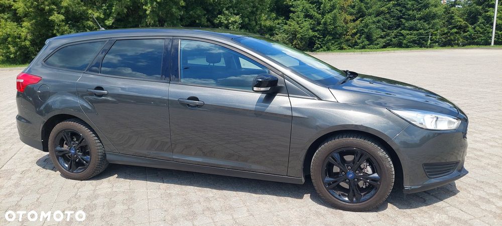 Ford Focus 1.0 EcoBoost Trend - 4
