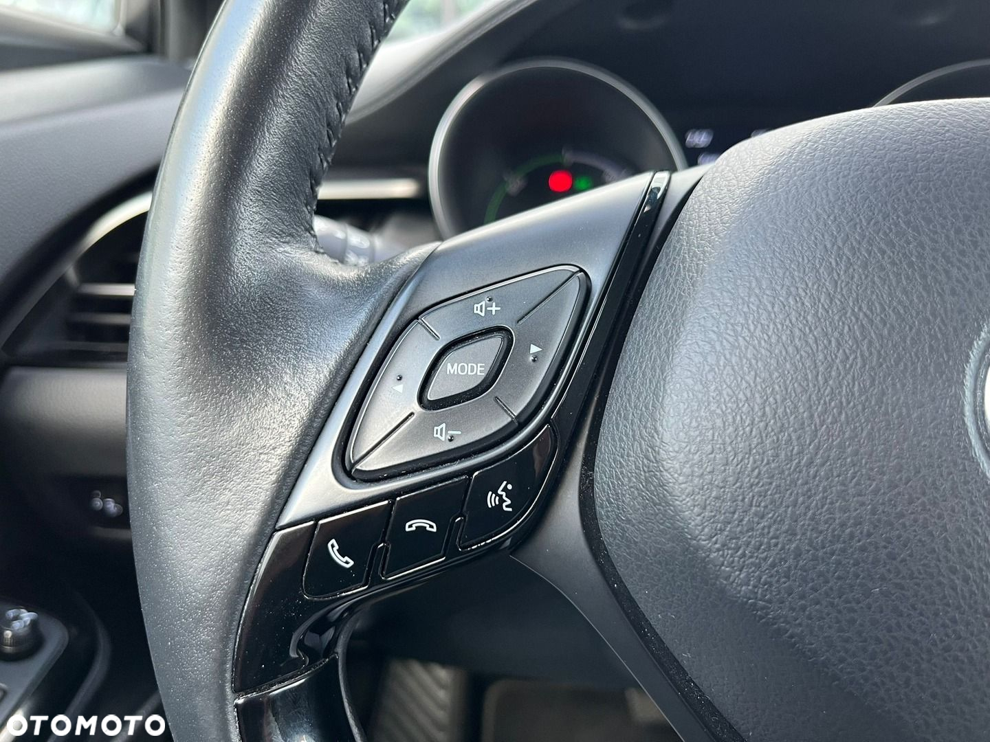 Toyota C-HR - 26