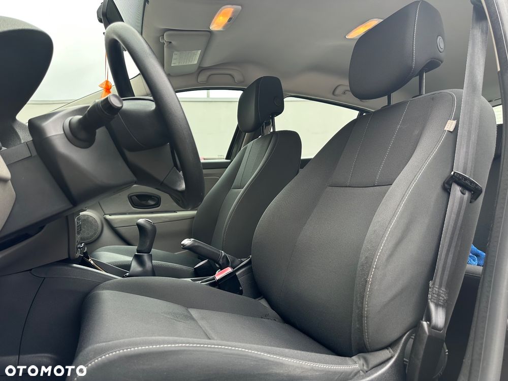 Renault Megane 1.6 16V Expression - 9