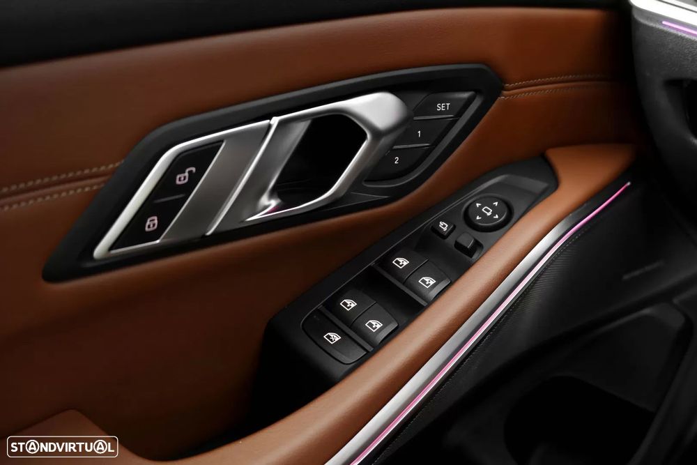 BMW M3 Competition xDrive Pack 50 anos M - 22