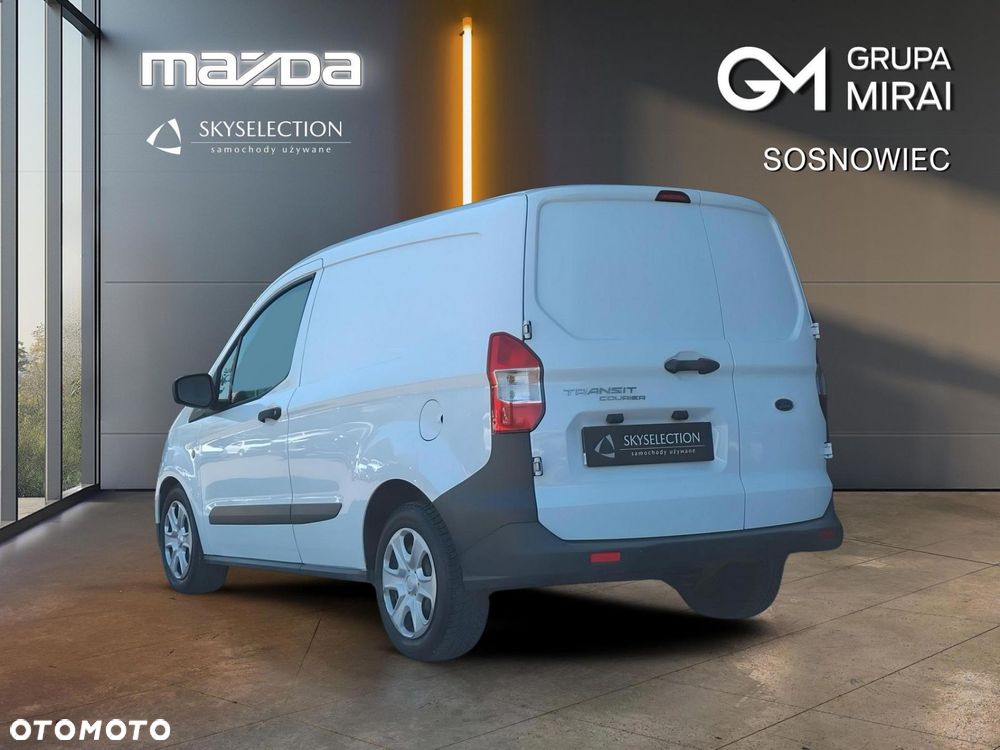 Ford Transit Courier - 3