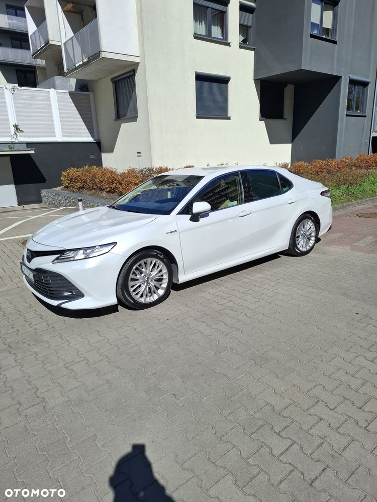 Toyota Camry - 8