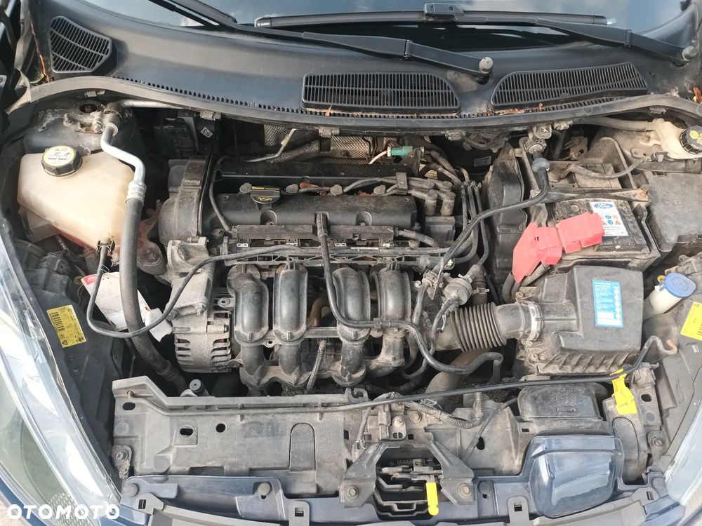 Ford Fiesta 1.25 Ambiente - 26