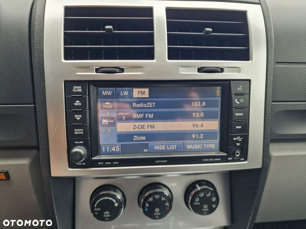 Dodge Nitro 2.8 CRD DPF Automatik SXT - 31