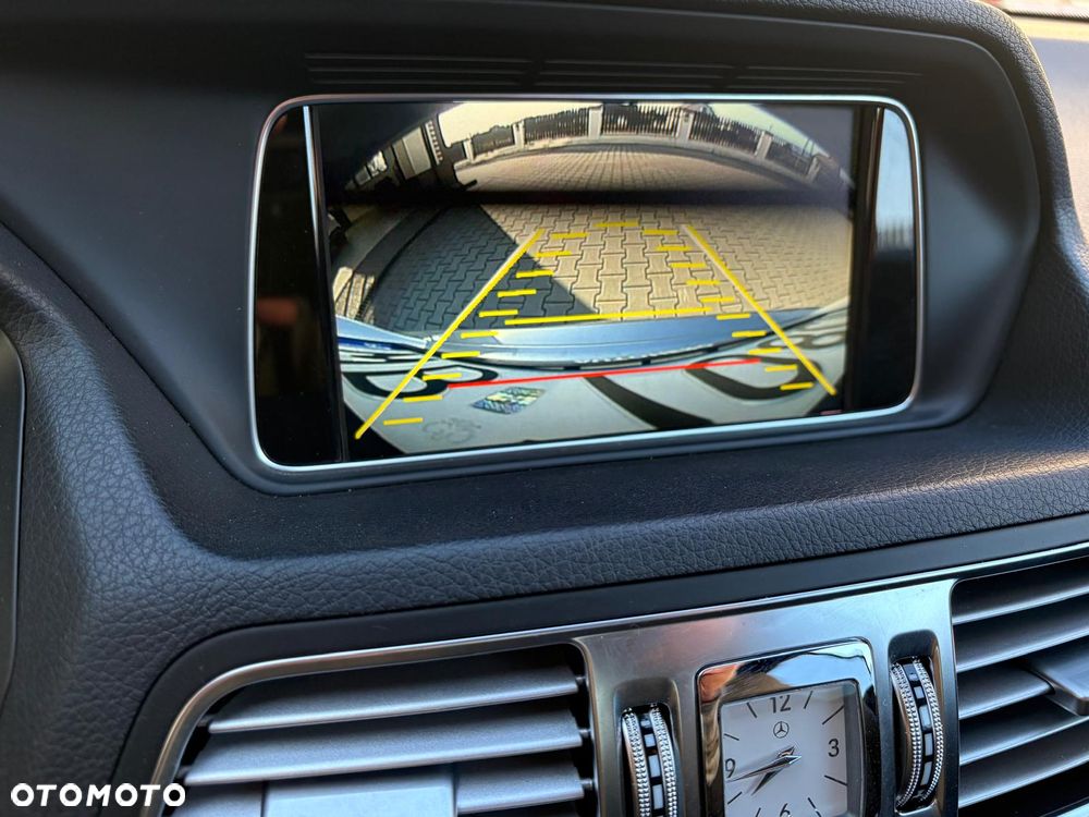Mercedes-Benz Klasa E 250 7G-TRONIC - 18