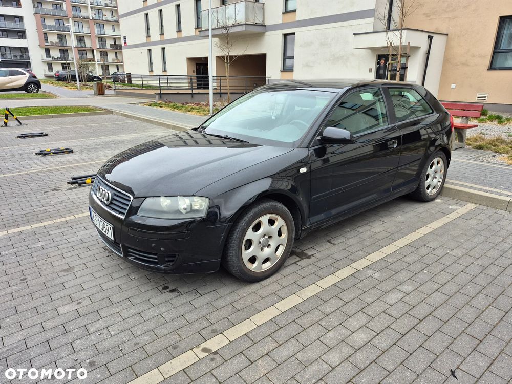 Audi A3 3-drzwiowe 1.6 Ambiente - 1