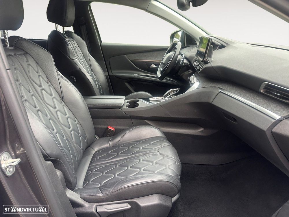 Peugeot 5008 1.5 BlueHDi Allure Pack EAT8 - 15