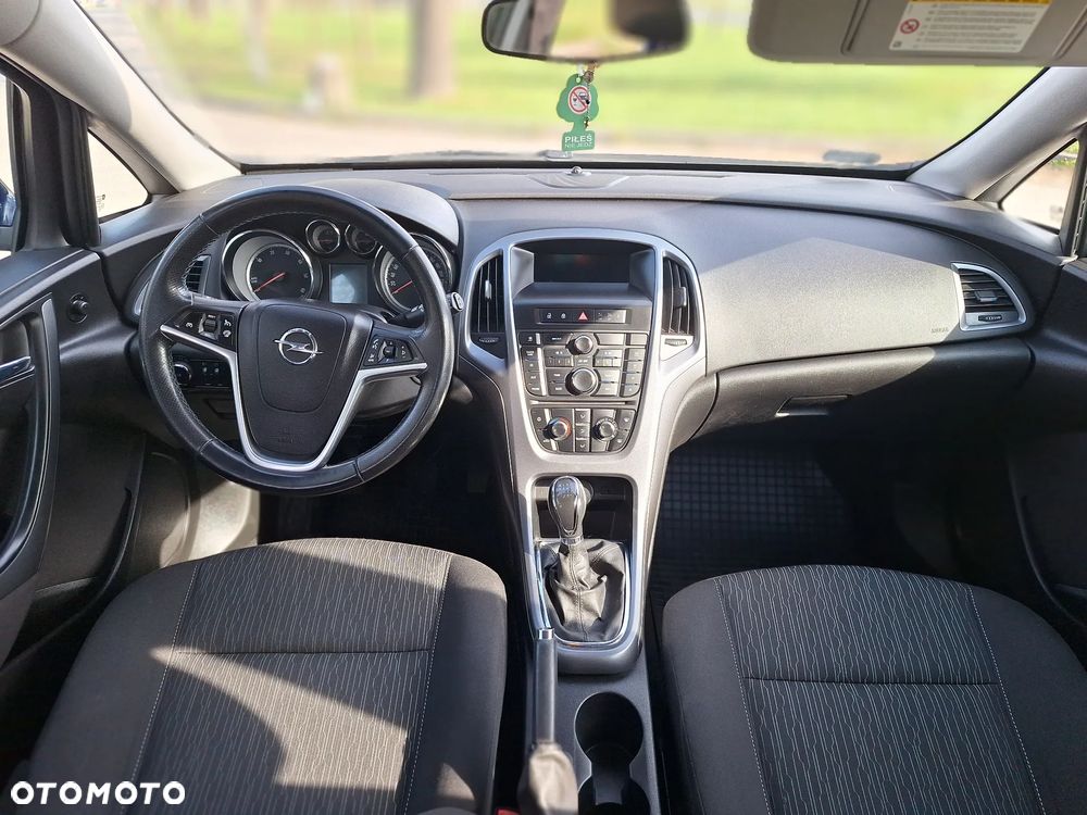 Opel Astra - 9