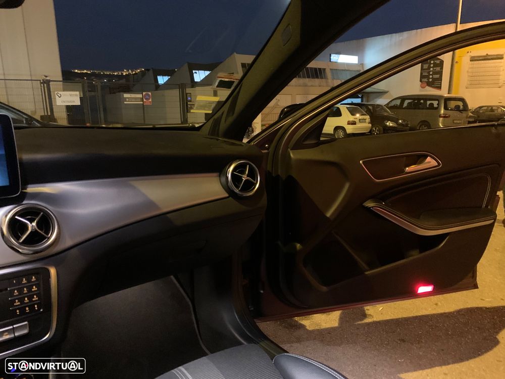 Mercedes-Benz GLA 200 d Urban Aut. - 13
