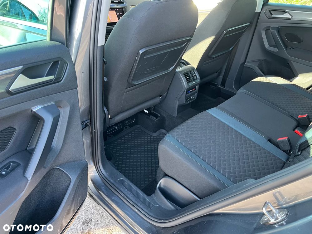 Volkswagen Tiguan 2.0 TDI SCR DSG IQ.DRIVE - 11