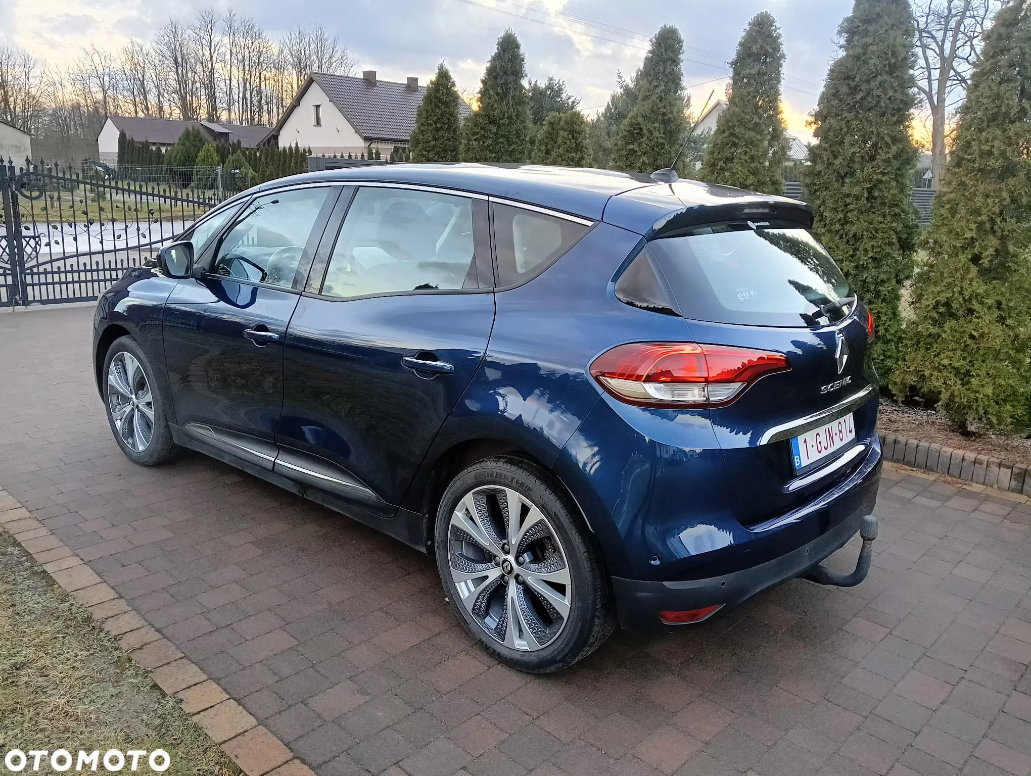 Renault Scenic - 8