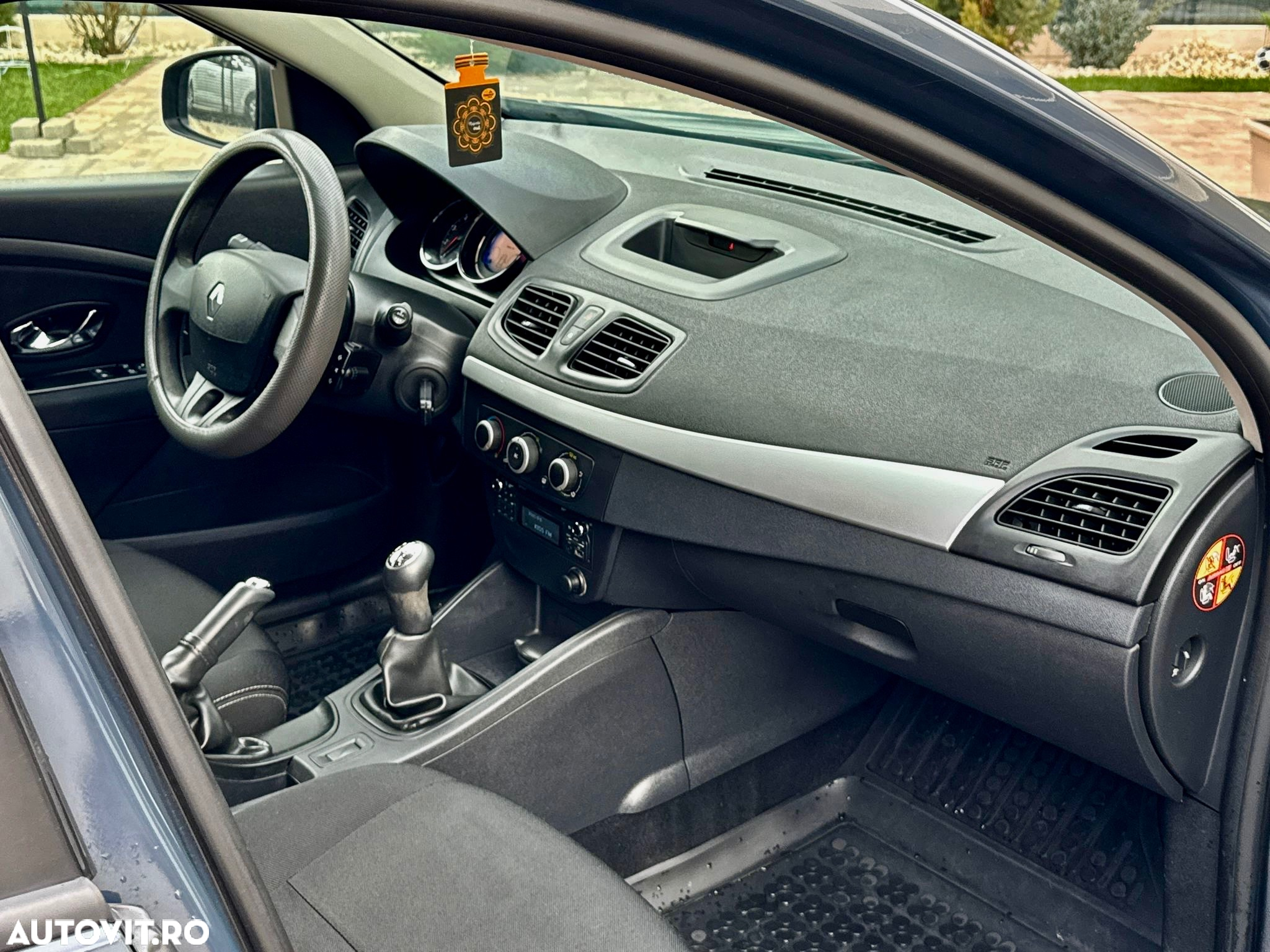 Renault Fluence 1.5dCi Expression - 11