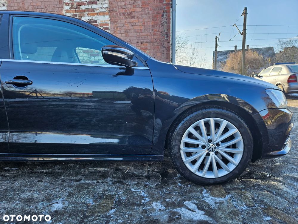 Volkswagen Jetta 1.4 TSI BMT Highline - 11