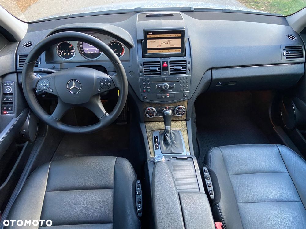 Mercedes-Benz Klasa C 280 4Matic 7G-TRONIC Avantgarde - 16