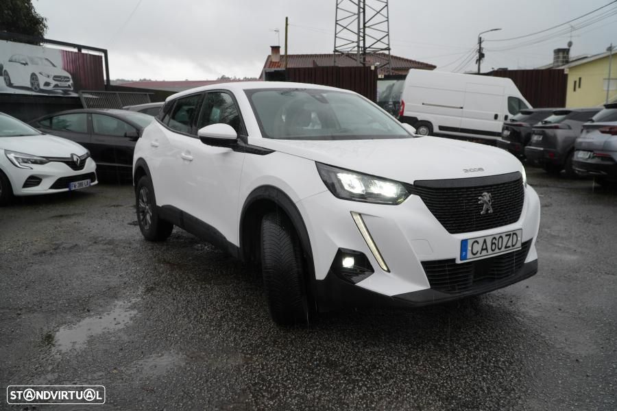 Peugeot 2008 1.2 PureTech Active EAT8 - 4