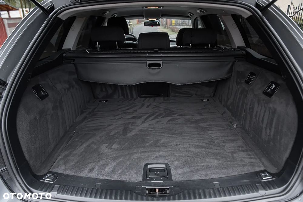 BMW Seria 5 525i - 8
