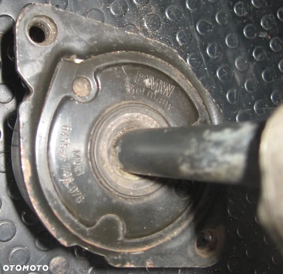 napinacz paska klimatyzacji BMW 3 E46 2.0D rolka - 3
