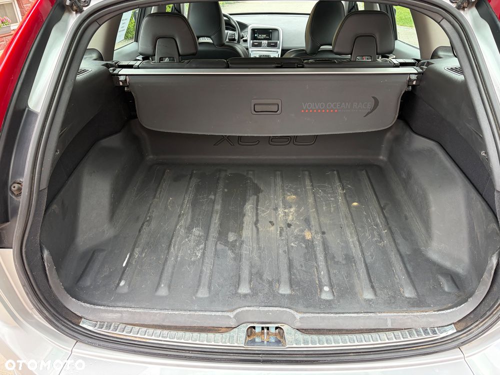 Volvo XC 60 - 8