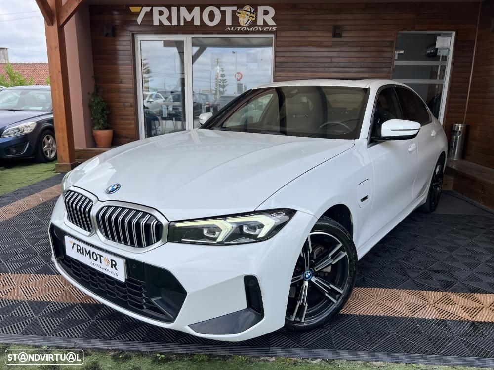 BMW 330 e Pack M Auto - 3