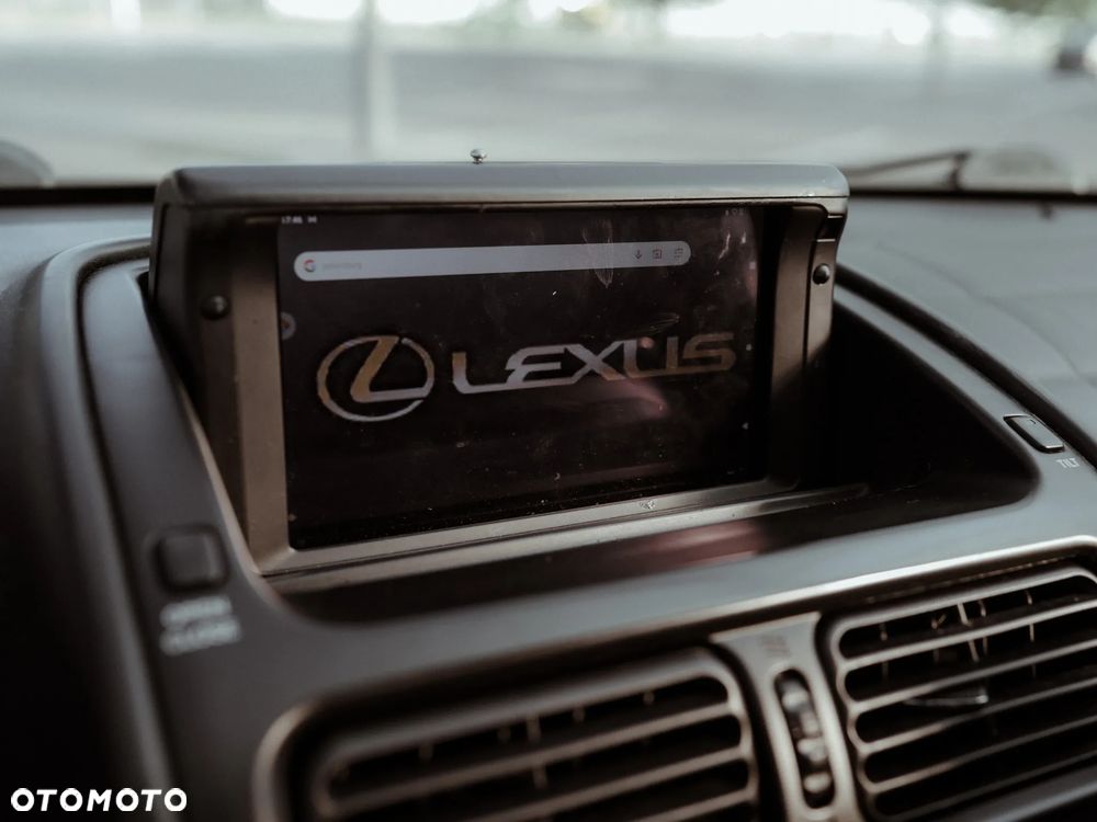 Lexus IS 200 SC Prestige - 22
