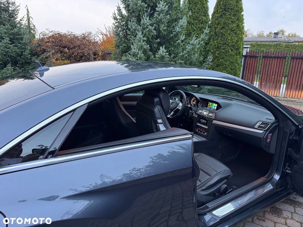Mercedes-Benz Klasa E 220 CDI 7G-TRONIC - 12