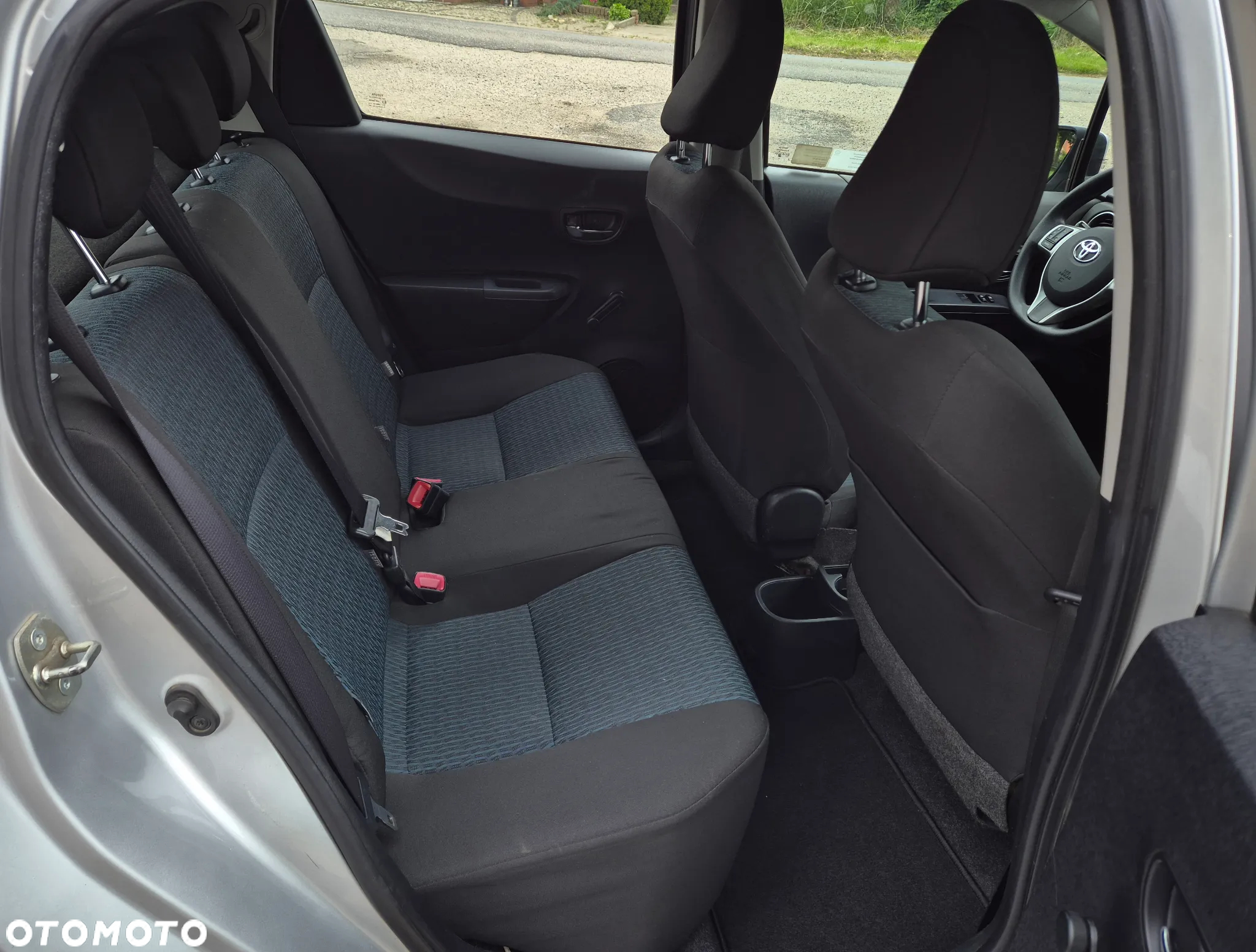 Toyota Yaris 1.0 Active - 22