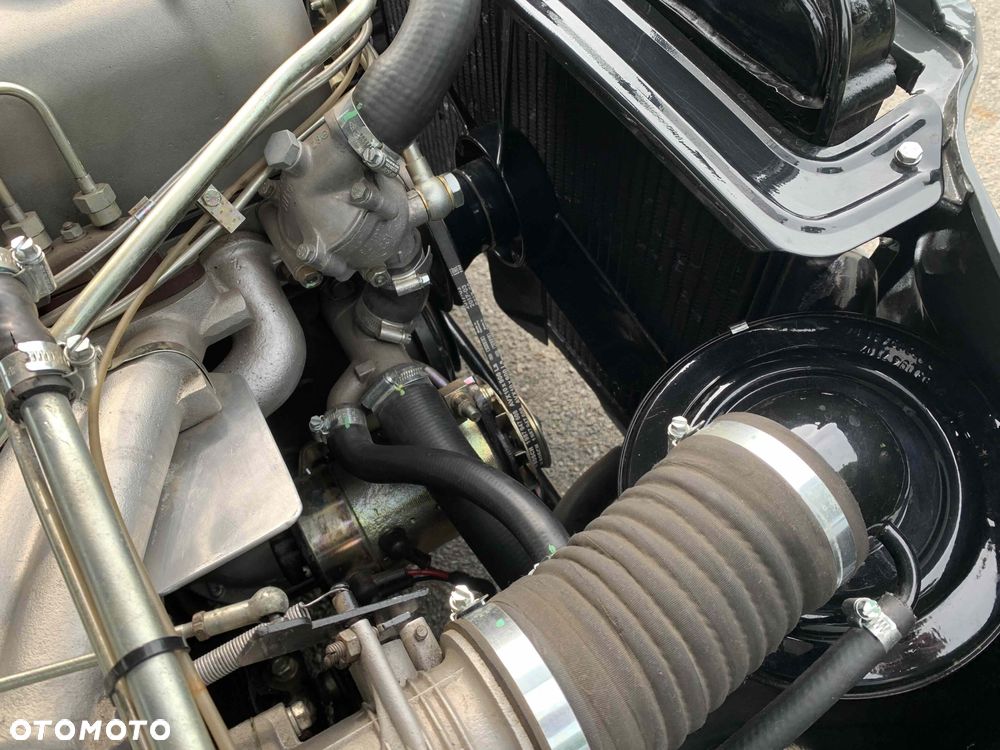 Mercedes-Benz W111 - 9