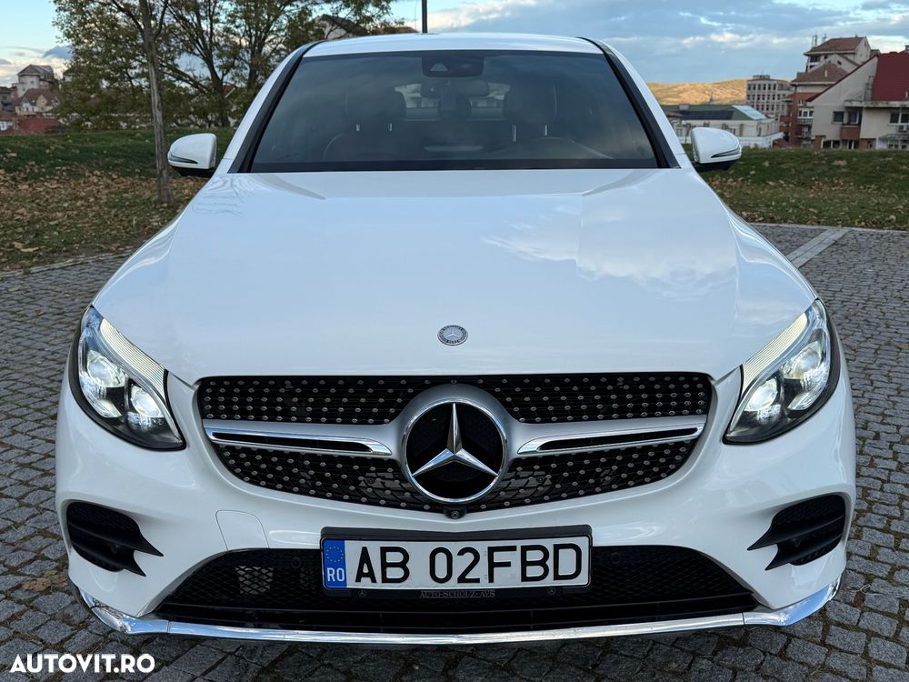 Mercedes-Benz GLC Coupe 250 4Matic 9G-TRONIC AMG Line - 5