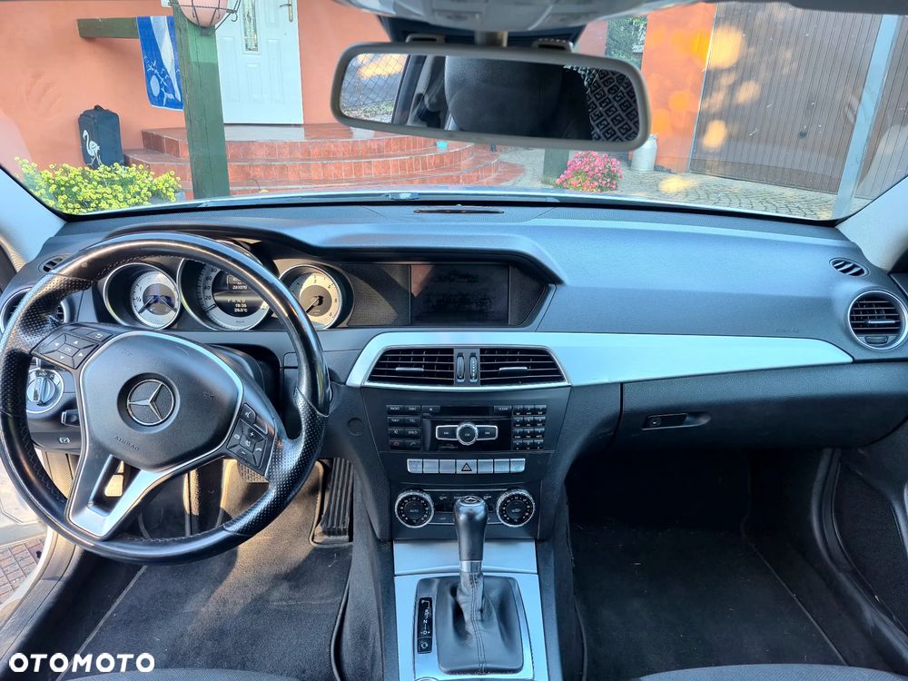 Mercedes-Benz Klasa C 220 CDI 7G-TRONIC Edition - 8