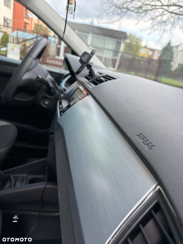 Skoda Fabia 1.0 TSI Ambition - 11