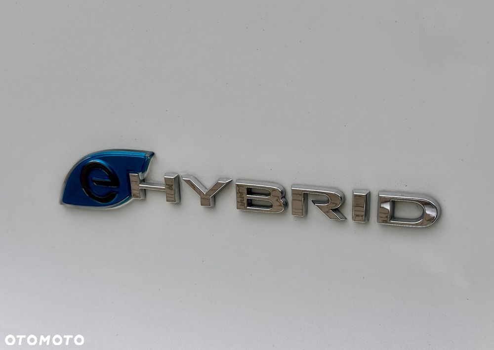 Chrysler Pacifica - 12