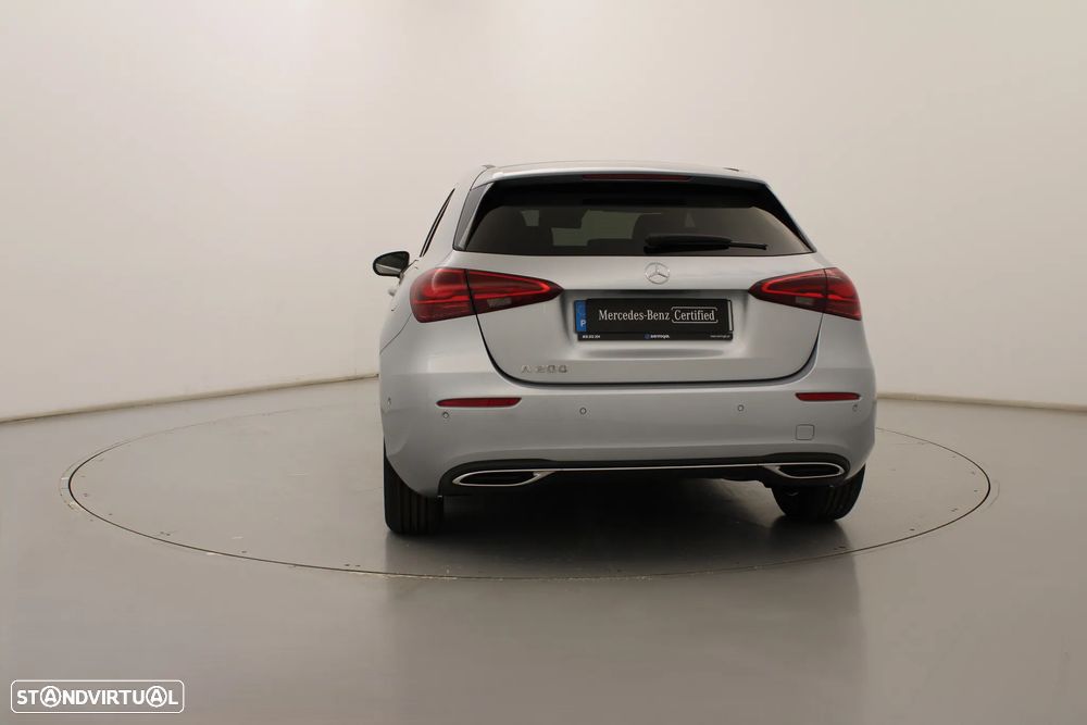 Mercedes-Benz A 200 Standard - 8