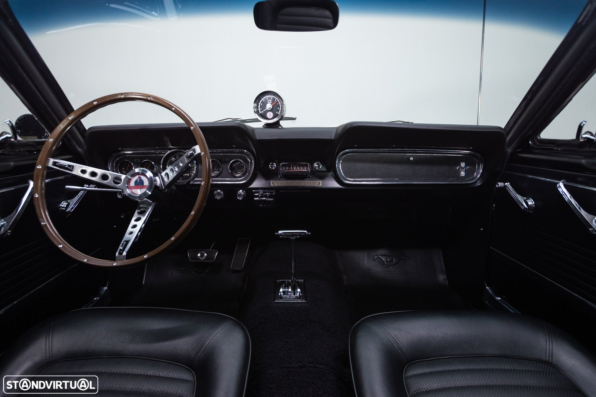 Ford Mustang Fastback Shelby GT350 Hertz 5.7L V8 - 8