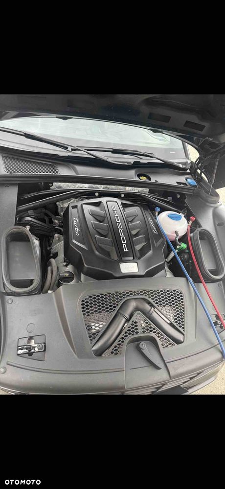 Porsche Macan Turbo - 20