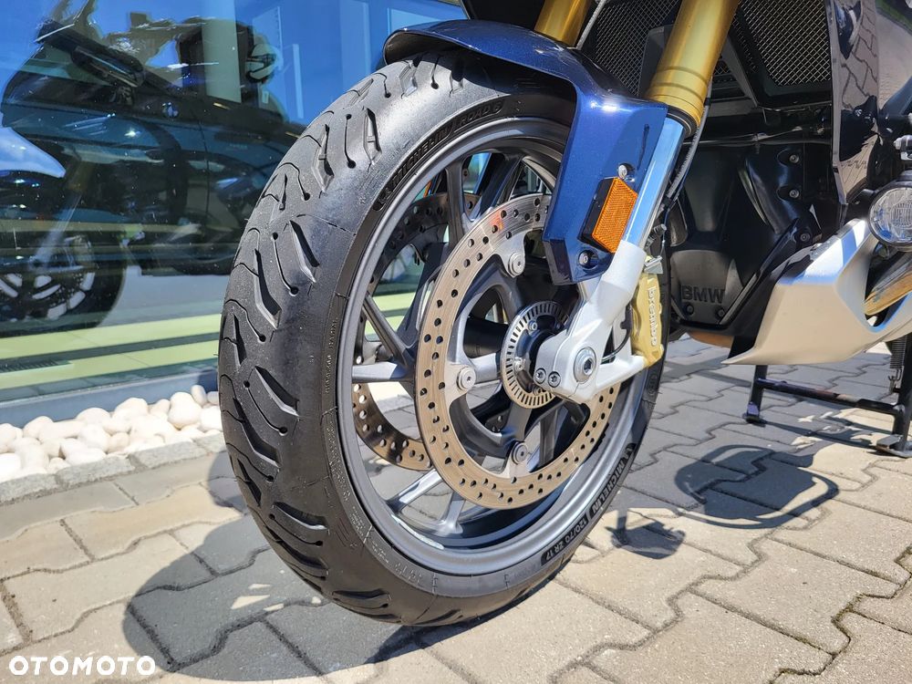 BMW RS - 16