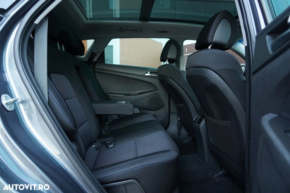 Hyundai Tucson 2.0 CRDI 4WD Automatik Style - 7