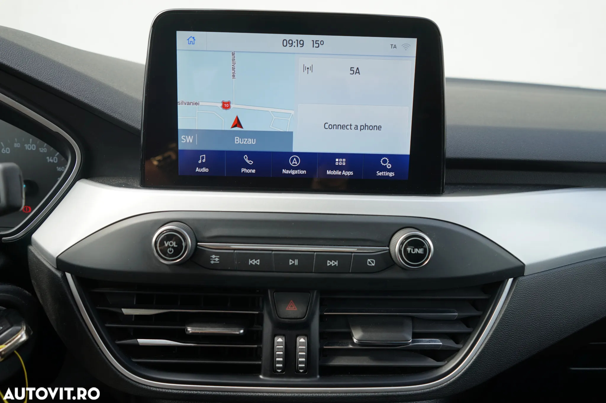 Ford Focus 1.0 EcoBoost Active - 17
